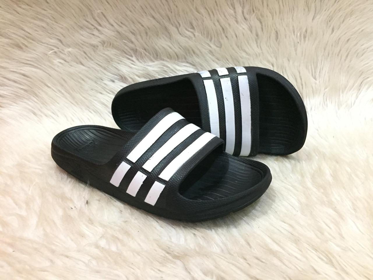 Adidas Duramo