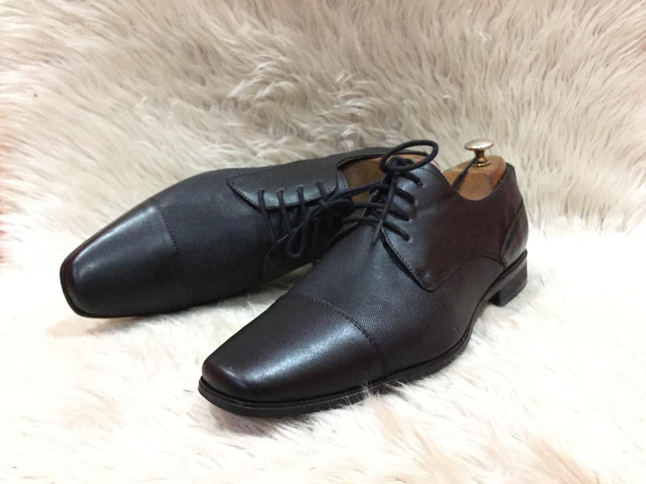 Calvin Klein Bachman Diamond Embossed